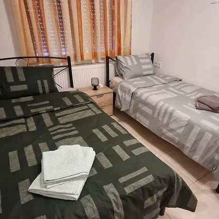 Alexia's House - 300m From Kalamitsa